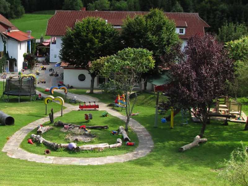 Spielplatz im Grünen